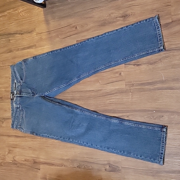 NWOT Men's Billabong "Slim Straight" Med/Well Dark Blue 34x32 Jeans - Picture 1 of 3